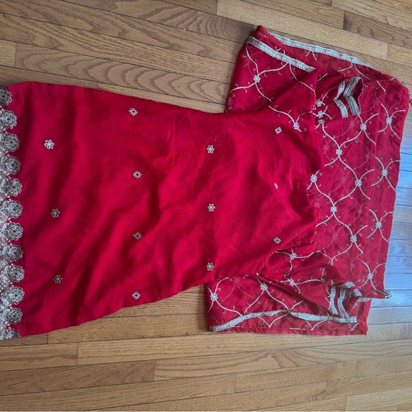 Elegant Red Embroidered Dress - Picture 9 of 14